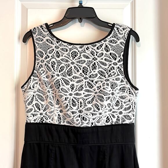 London Times Black with Lace Sheath Dress - Picture 2 of 7